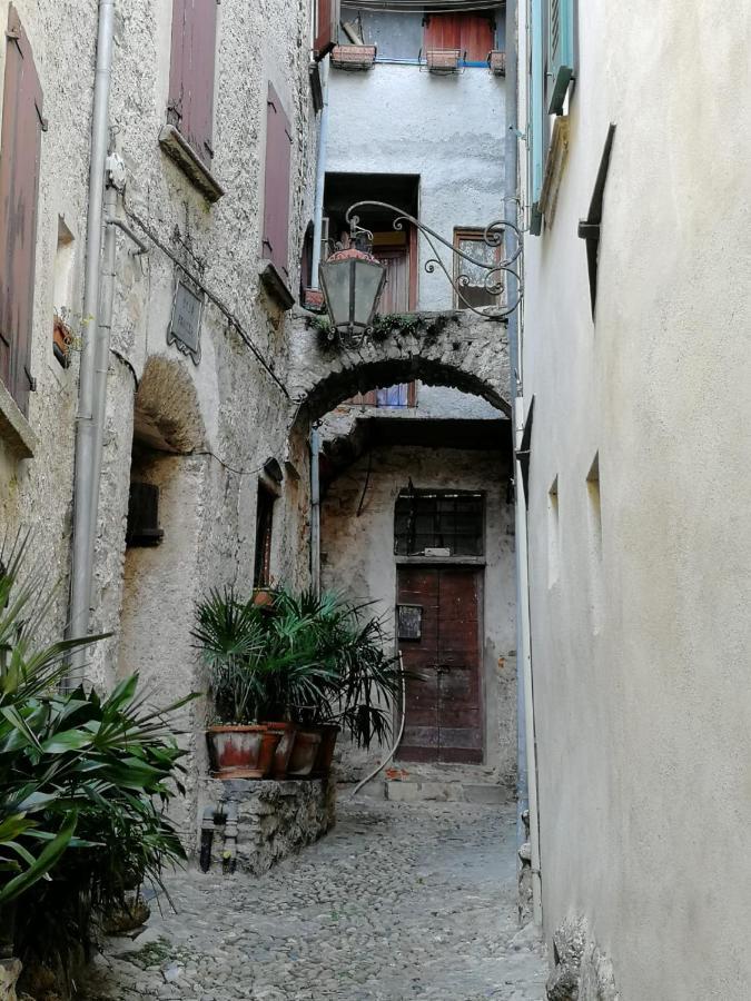 Villa L'Antico Borgo, Un Mix Di Storia E Romanticismo Lierna Exterior foto